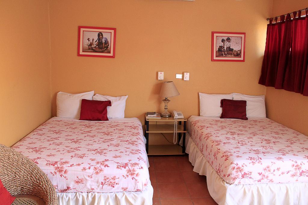 Hotel Y Apartments Los Cisneros Managua Rom bilde