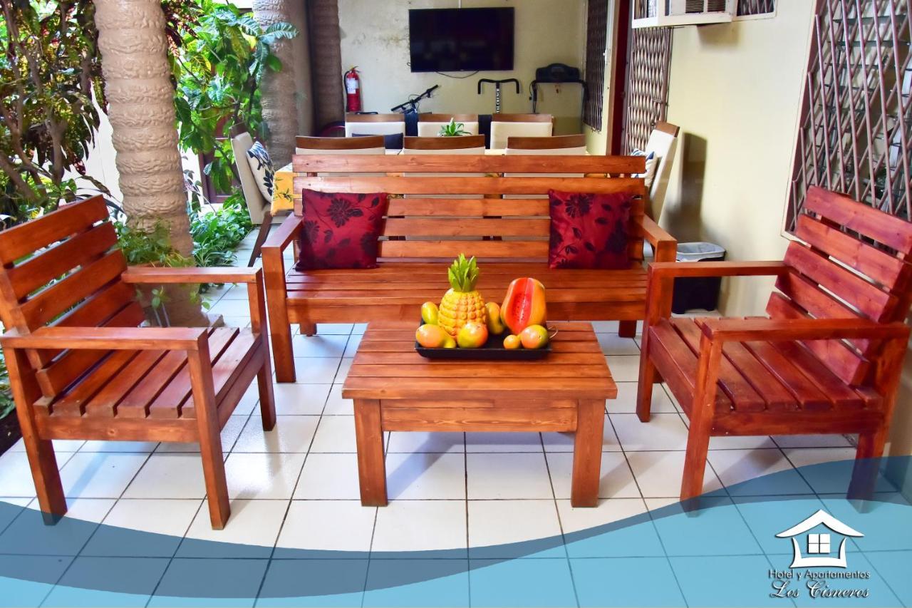 Hotel Y Apartments Los Cisneros Managua Eksteriør bilde