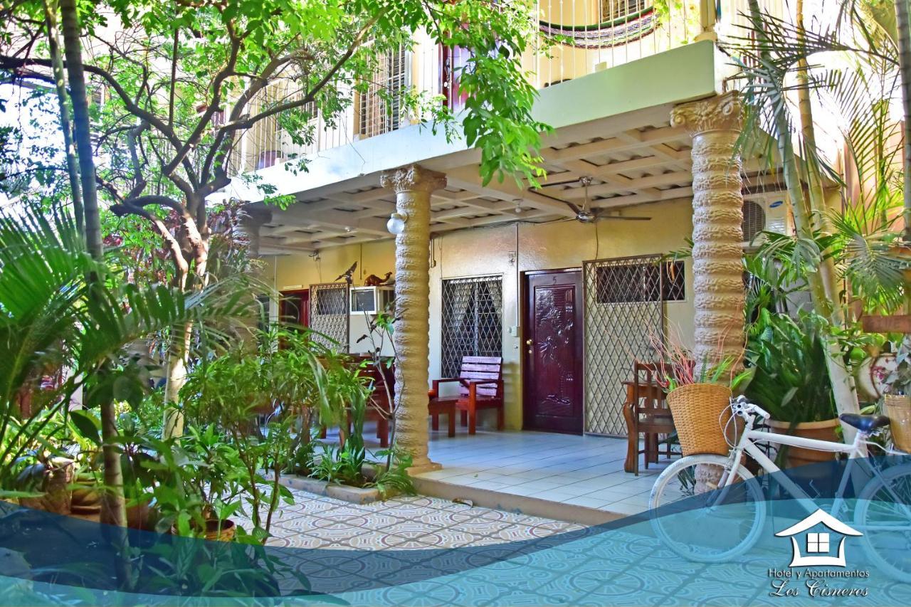 Hotel Y Apartments Los Cisneros Managua Eksteriør bilde